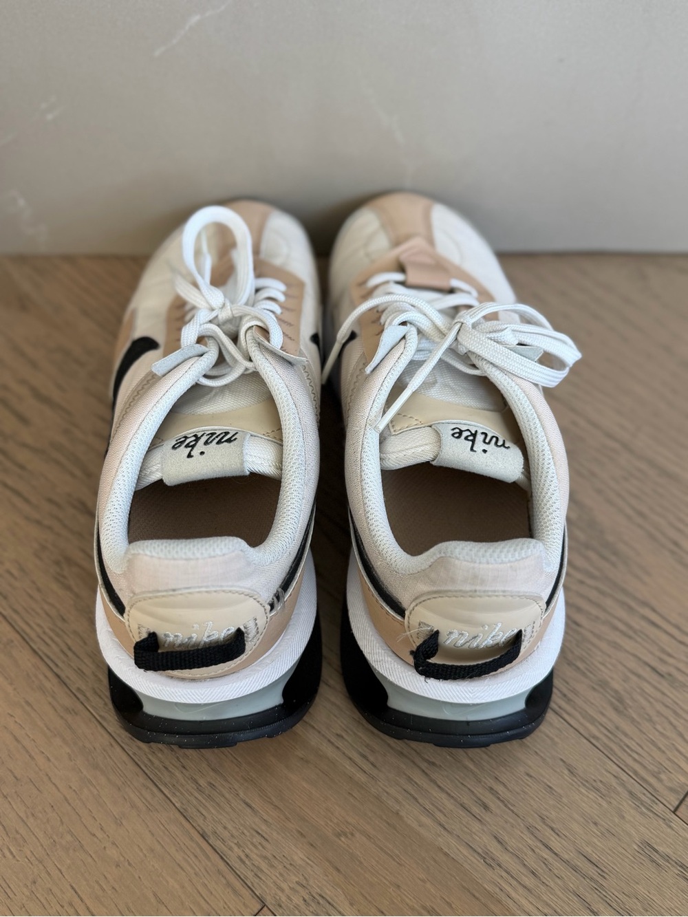 Nike Women's Air Max Pre-Day in "Oatmeal" - Picture 5 of 6